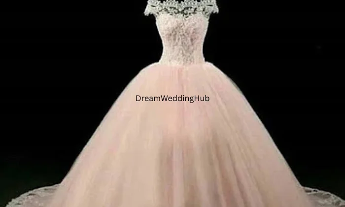 Divine Boutique  Holly Designer